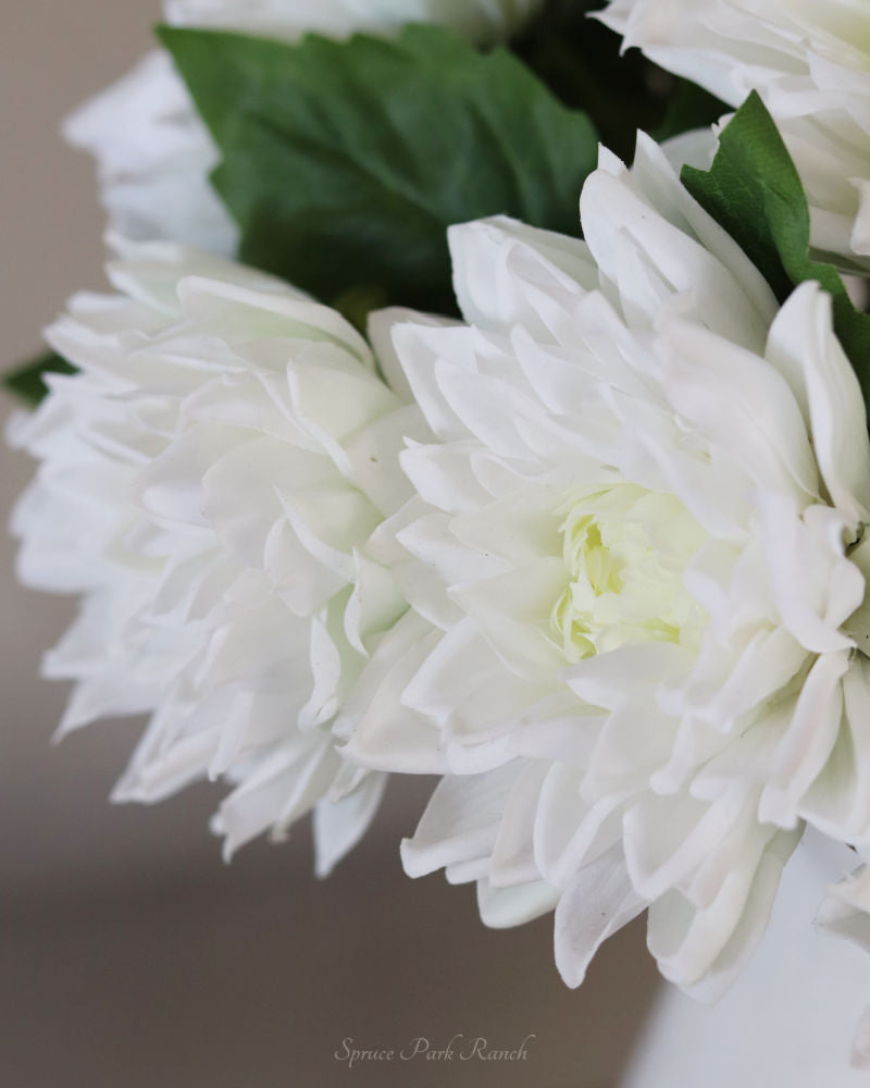 Dahlia White Real Touch Stem 21"