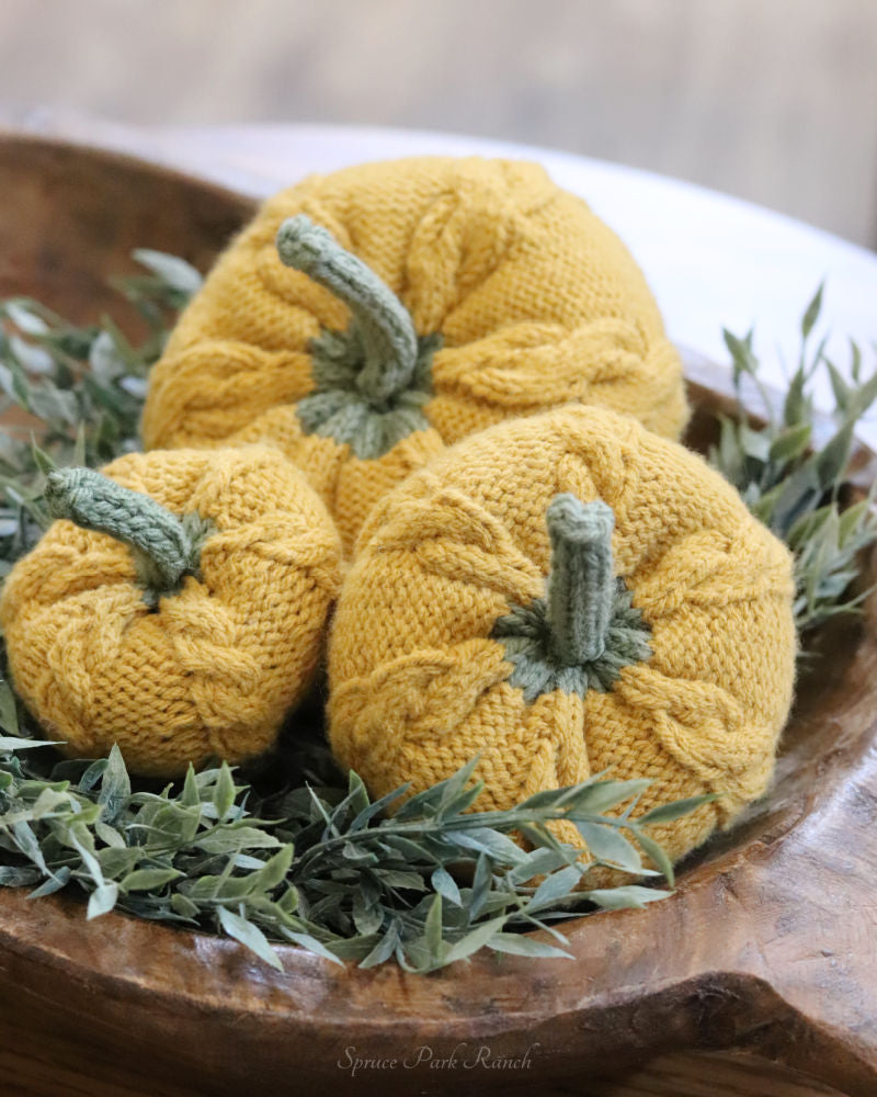 Cable Knit Pumpkin