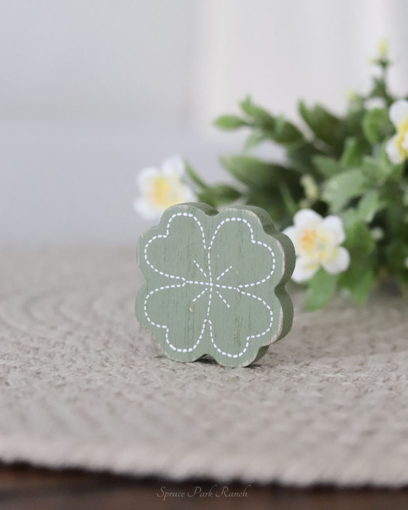 Mini Four Leaf Clover Wood Shapes