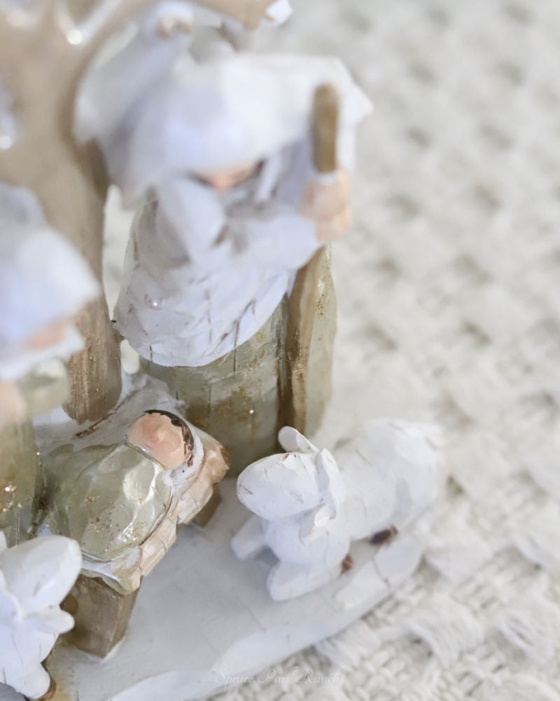 White and Gold Nativity Decor