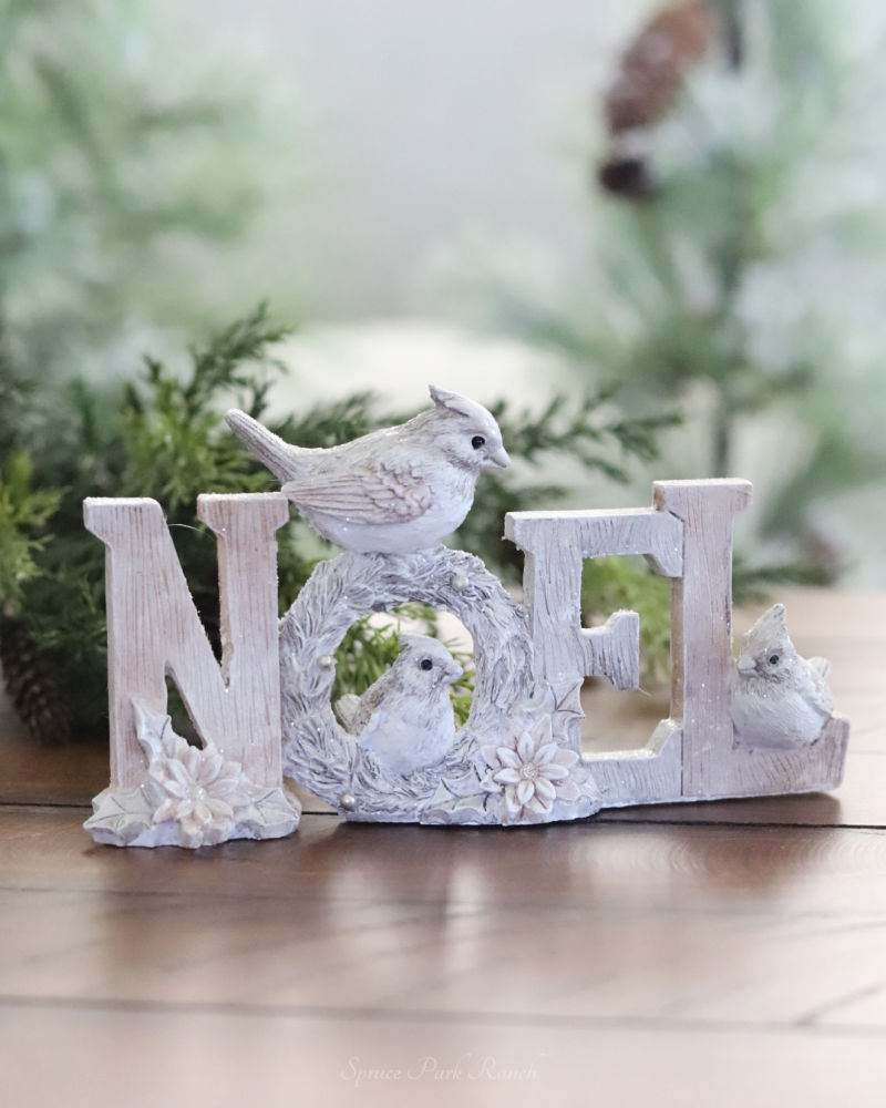 Cardinal Noel Decor