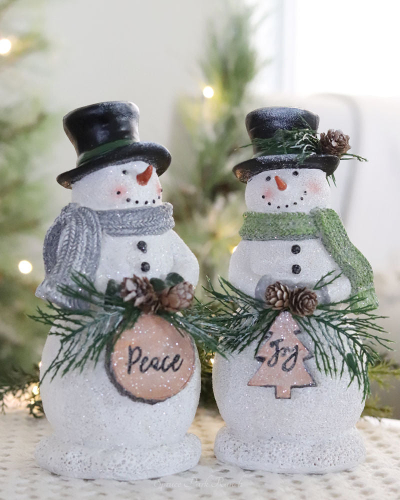 Woodsy Resin Snowman With Scarf