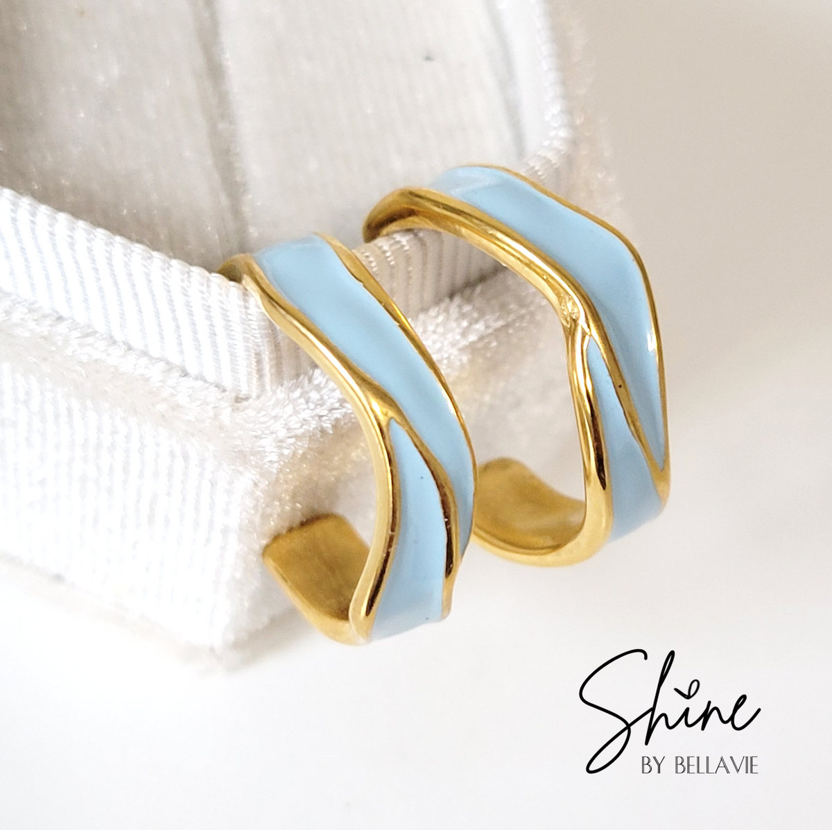 Cielo Aqua/Gold Hoop Earrings