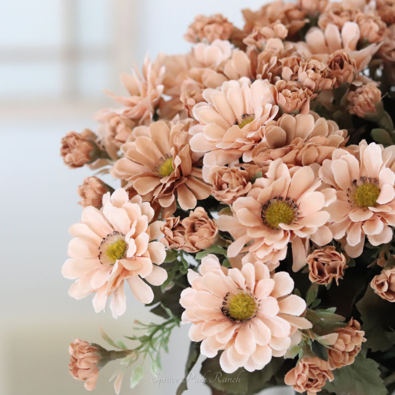 Beige Chrysanthemum Bush 15"